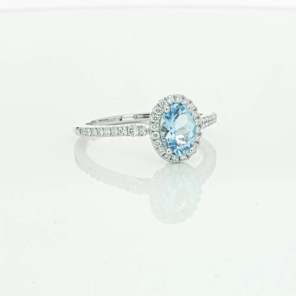 18ct White Gold .74ct Aquamarine & Diamond Mini Sierra Ring