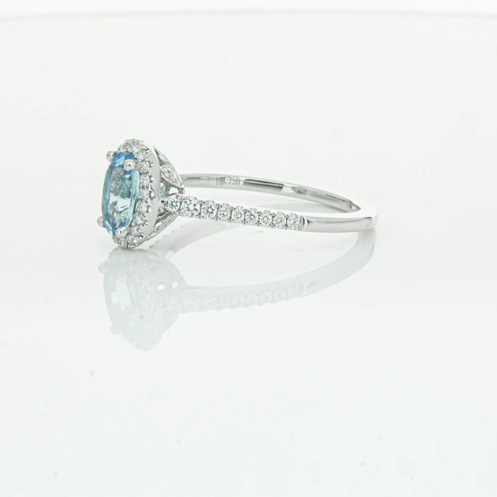 18ct White Gold .74ct Aquamarine & Diamond Mini Sierra Ring