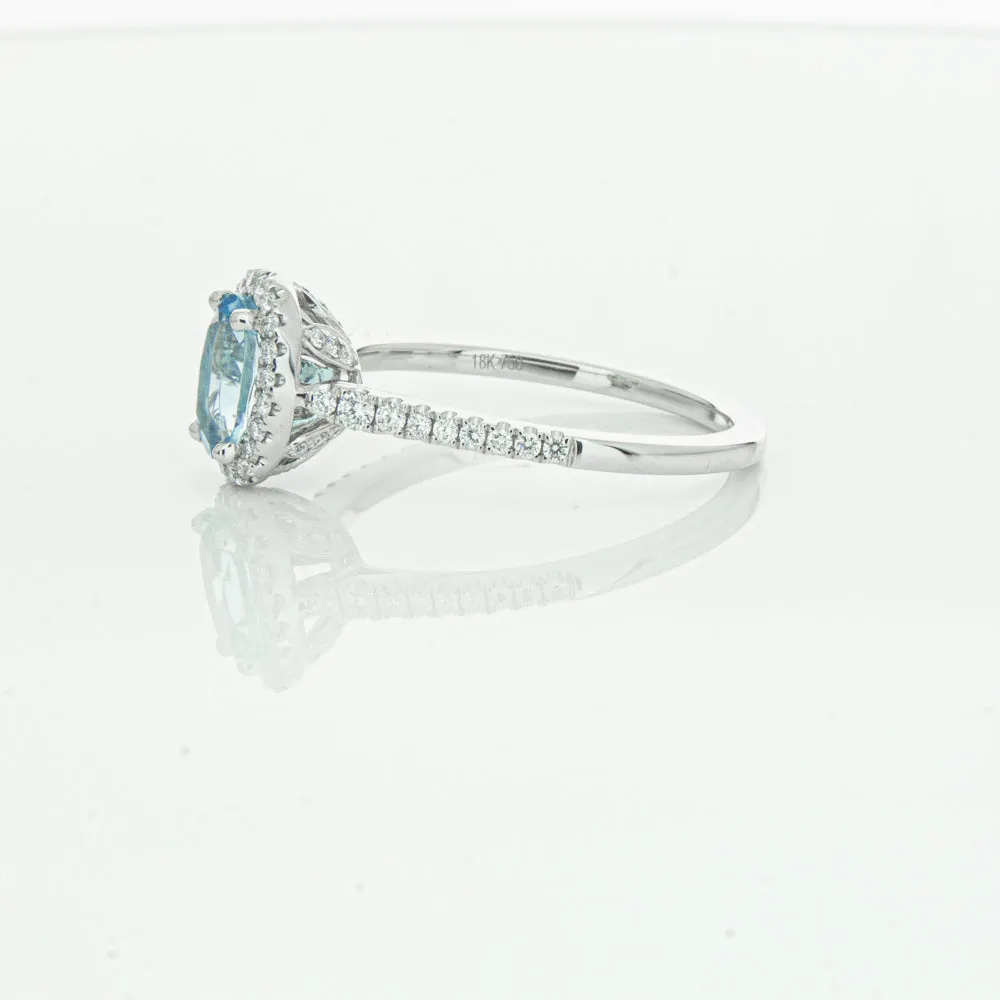 18ct White Gold .74ct Aquamarine & Diamond Mini Sierra Ring