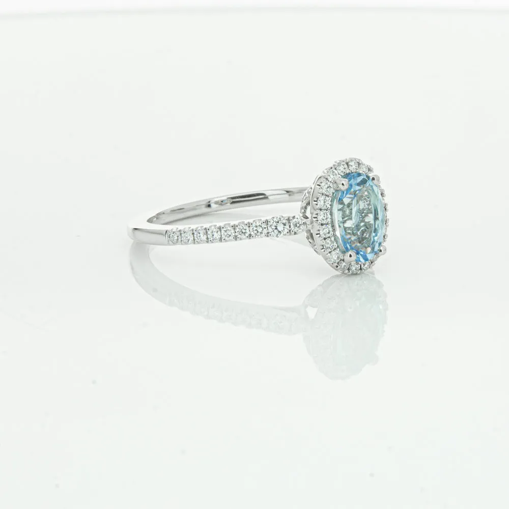 18ct White Gold .74ct Aquamarine & Diamond Mini Sierra Ring