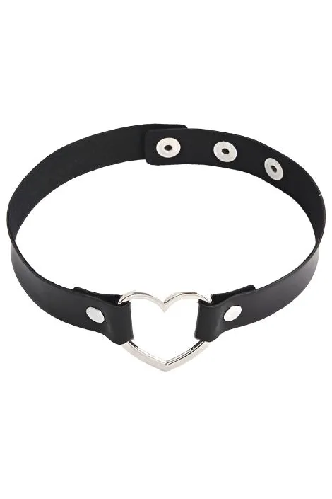 Black Gothic Heart Choker