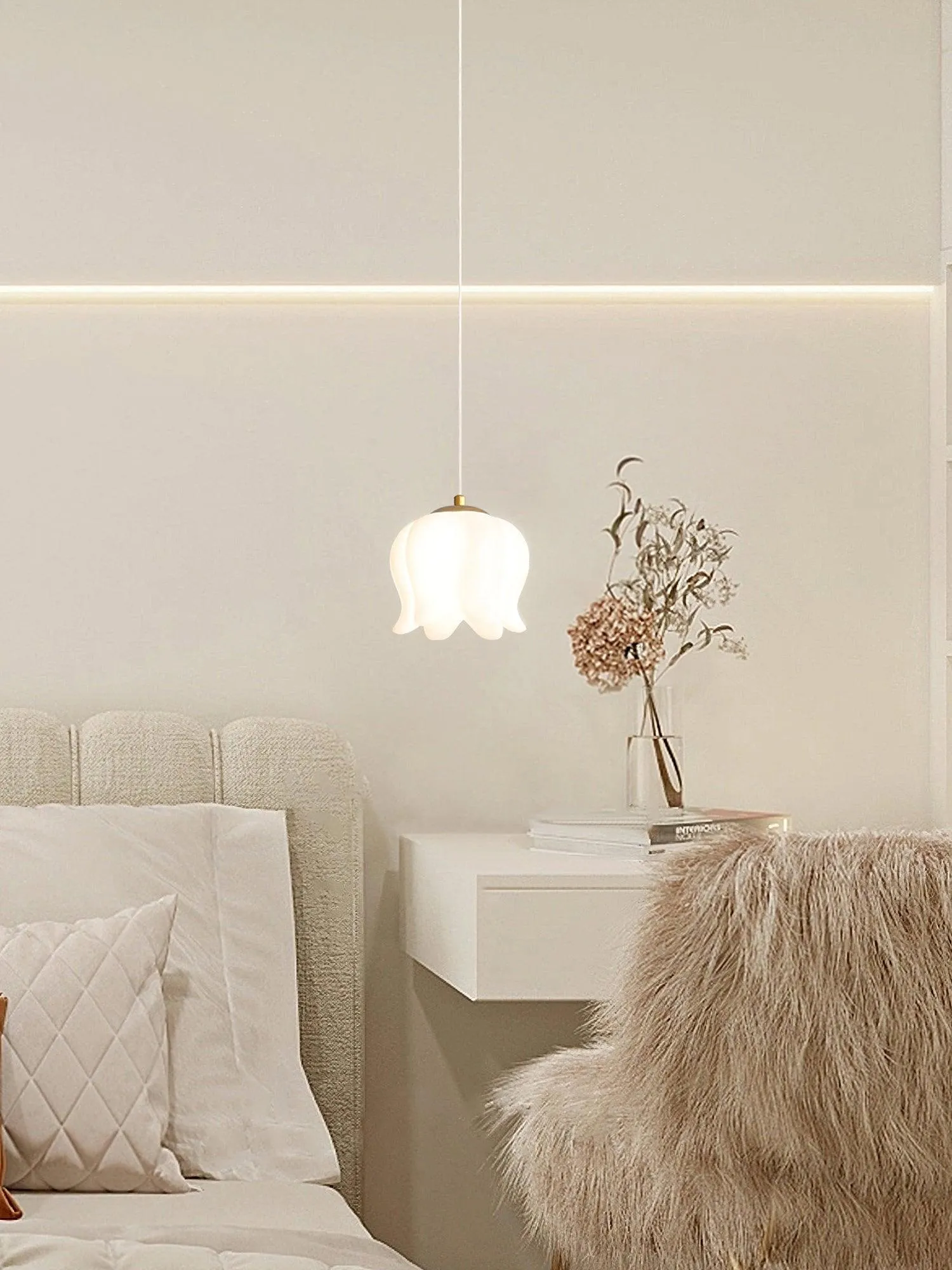 Elegant Floral Pendant Light