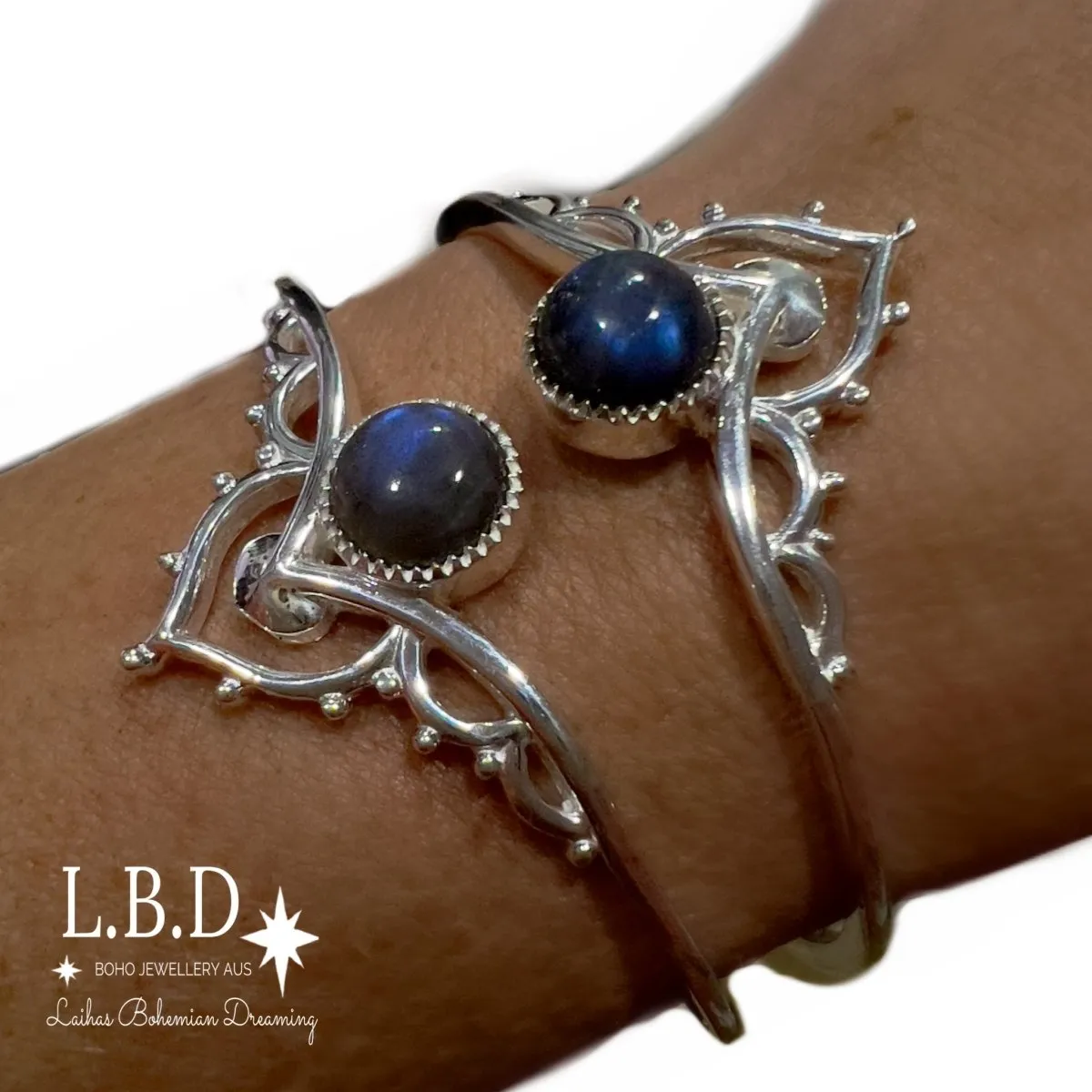 Laihas Daisly Boho Labradorite Bangle