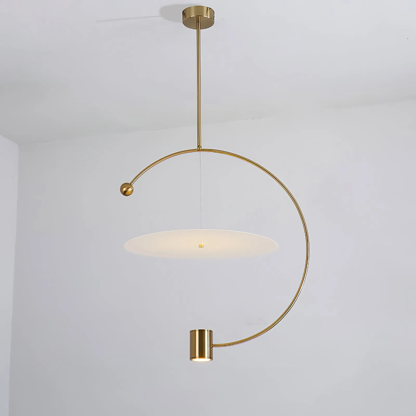 Mira Balance Pendant Lamp