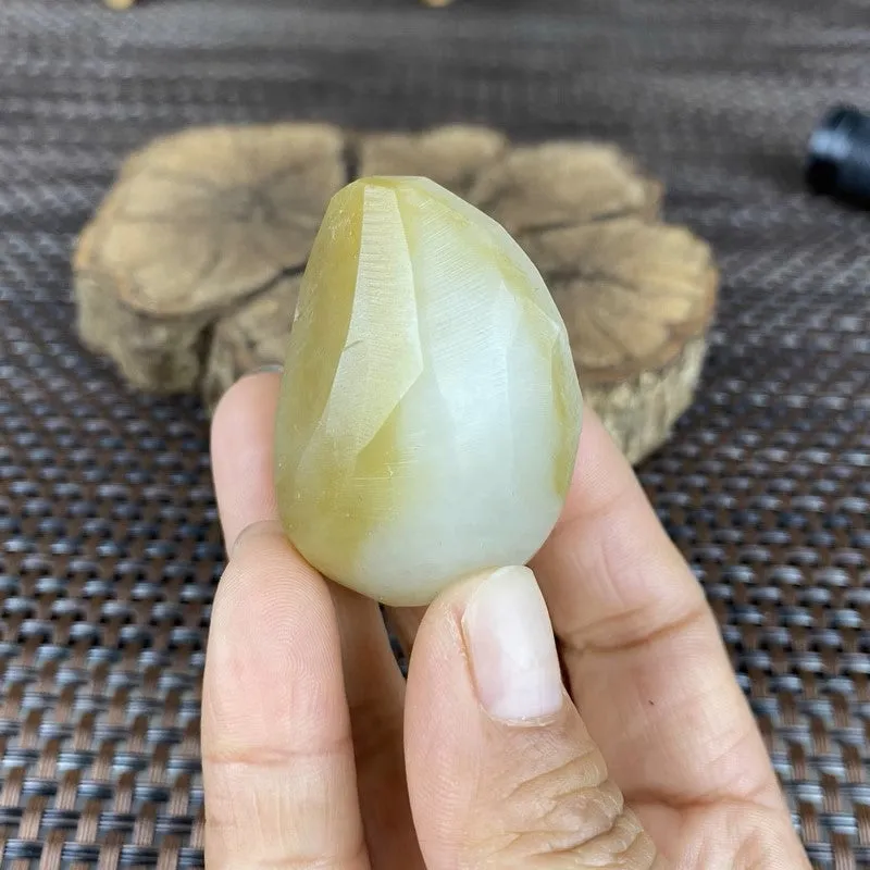 Natural Hetian Jade Rough Nephrite Raw (53g,4.3X3.0X2.8cm)