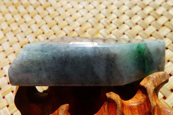 Natural Jade Rough Jadeite Raw (113g,7X4.2X1.75cm)