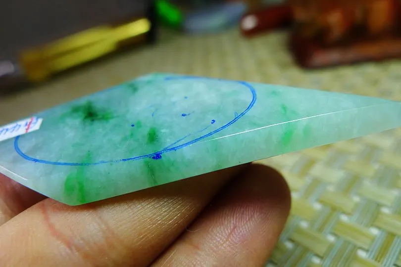 Natural Jade Rough Jadeite Raw (18g,7.2X3X0.5cm)