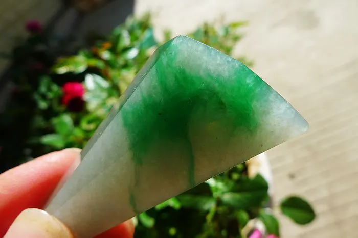 Natural Jade Rough Jadeite Raw (19g,4.7X2.7X0.85cm)