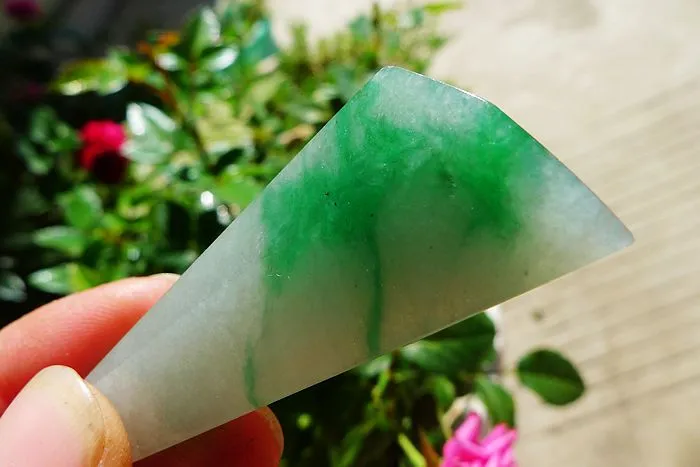 Natural Jade Rough Jadeite Raw (19g,4.7X2.7X0.85cm)