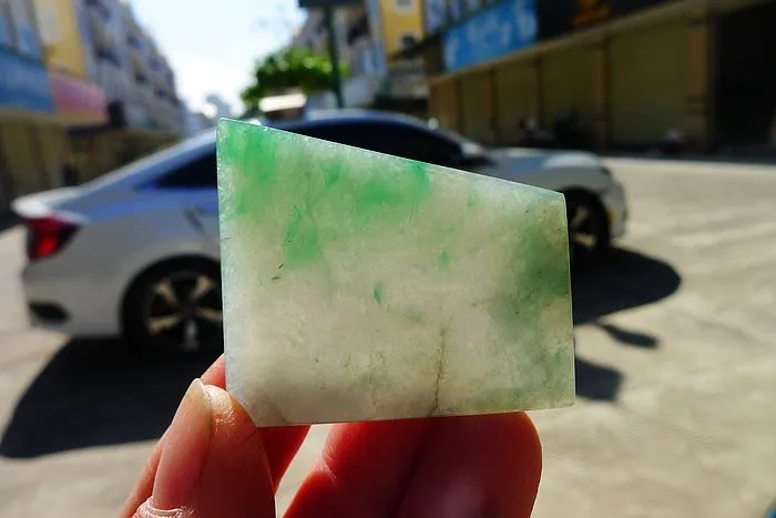 Natural Jade Rough Jadeite Raw (20g,4.2X3.5X0.5cm)