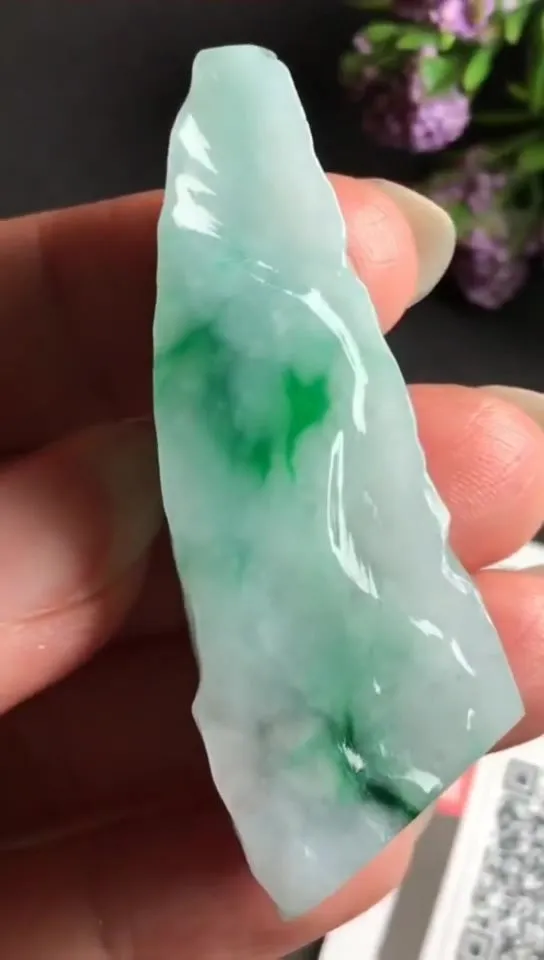 Natural Jade Rough Jadeite Raw (28g,5.1x1.8x1.6cm)-S3180