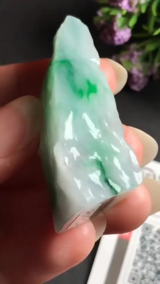 Natural Jade Rough Jadeite Raw (28g,5.1x1.8x1.6cm)-S3180