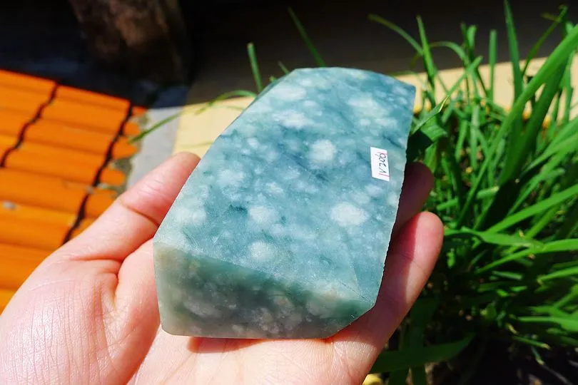 Natural Jade Rough Jadeite Raw (291g,9.4X4.8X2.5cm)