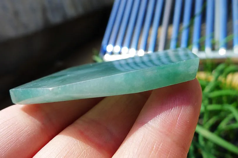 Natural Jade Rough Jadeite Raw (31g,5.5X3.9X0.5cm)