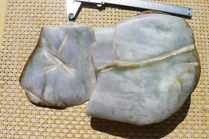 Natural Jade Rough Jadeite Raw 4.265kg