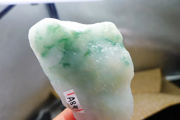 Natural Jade Rough Jadeite Raw (50g,5.8X3.8X2cm)