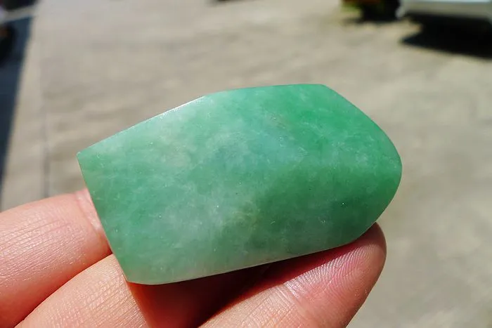 Natural Jade Rough Jadeite Raw (64g,4.7X3X2.2cm)