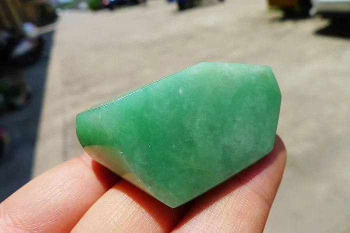 Natural Jade Rough Jadeite Raw (64g,4.7X3X2.2cm)