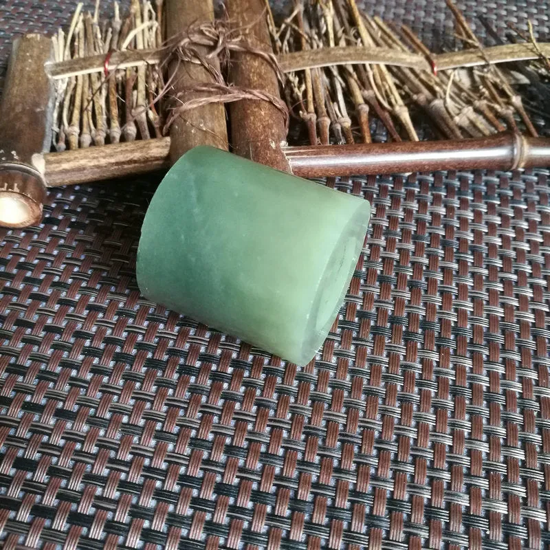 Natural Kunlun Jade Rough Nephrite Raw (106g,2.3X4.1X4.1cm)