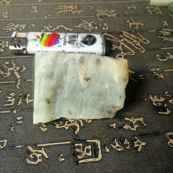 Natural Kunlun Jade Rough Nephrite Raw (148g, 5.5X4X3cm)