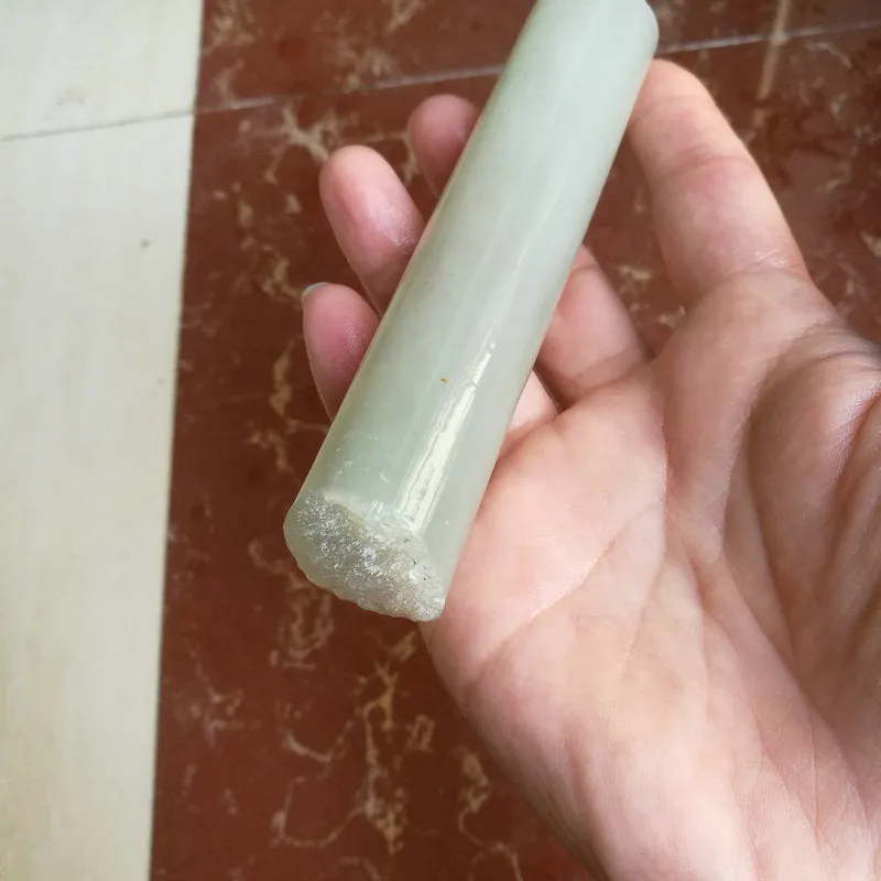 Natural Kunlun Jade Rough Nephrite Raw (151g, 11X2.4cm)