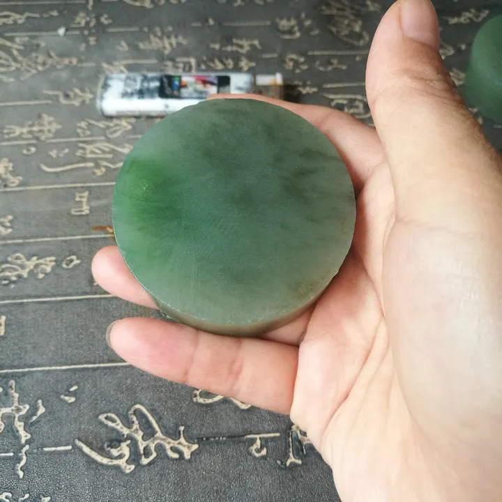 Natural Kunlun Jade Rough Nephrite Raw (162g, 5.8X2cm)