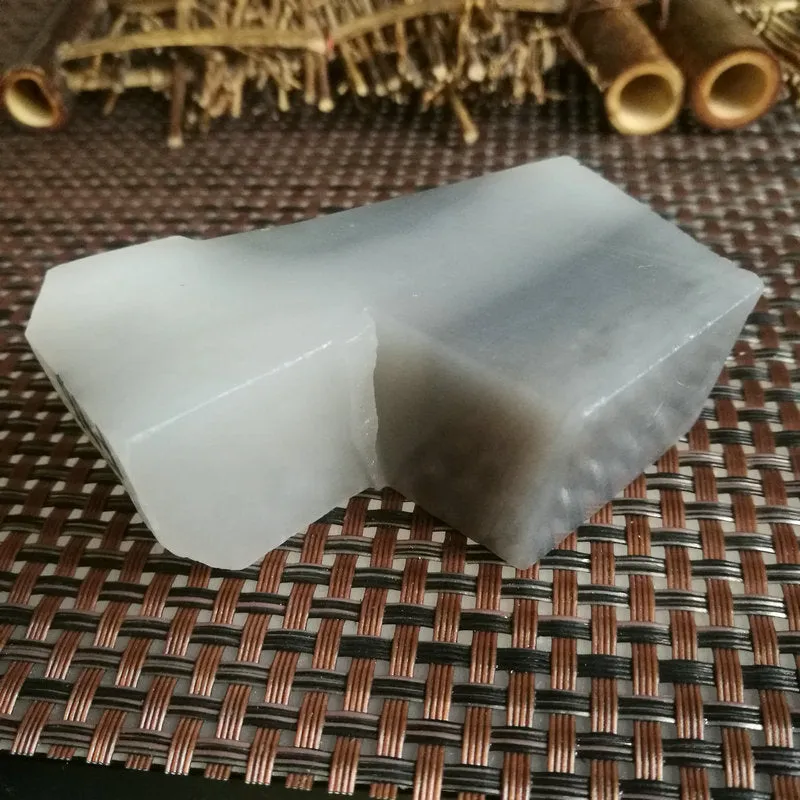 Natural Kunlun Jade Rough Nephrite Raw (180g, 6X3.8X2.5cm)