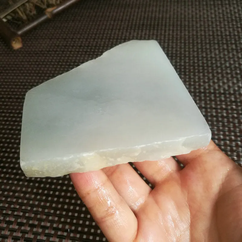 Natural Kunlun Jade Rough Nephrite Raw (202g, 8.5X8X1.2cm)