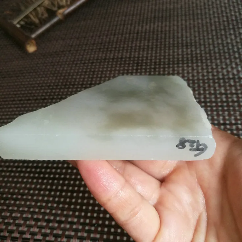 Natural Kunlun Jade Rough Nephrite Raw (202g, 8.5X8X1.2cm)