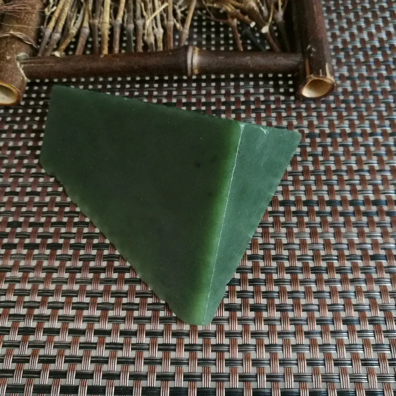 Natural Kunlun Jade Rough Nephrite Raw (262g, 8X5X2.5cm)