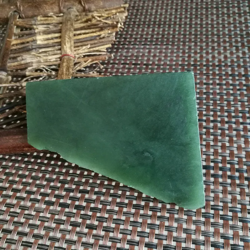 Natural Kunlun Jade Rough Nephrite Raw (262g, 8X5X2.5cm)