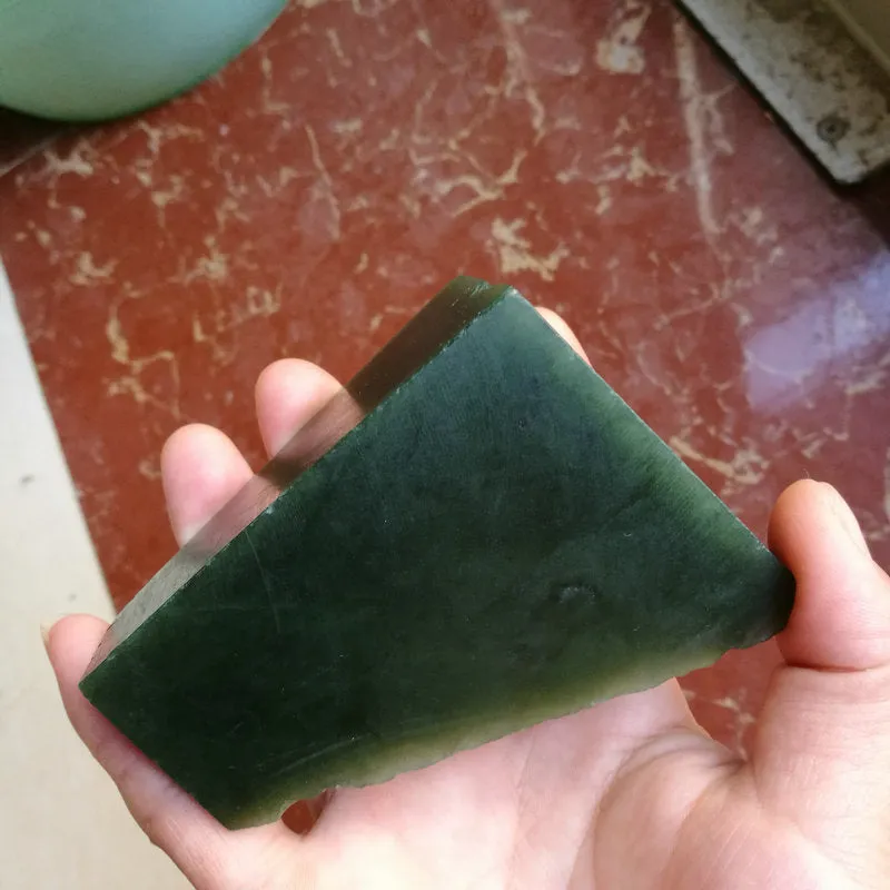 Natural Kunlun Jade Rough Nephrite Raw (262g, 8X5X2.5cm)