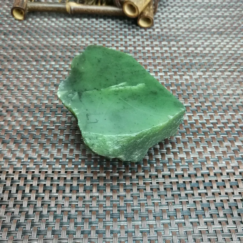 Natural Kunlun Jade Rough Nephrite Raw (341g,8.8X6.6X3.5cm)