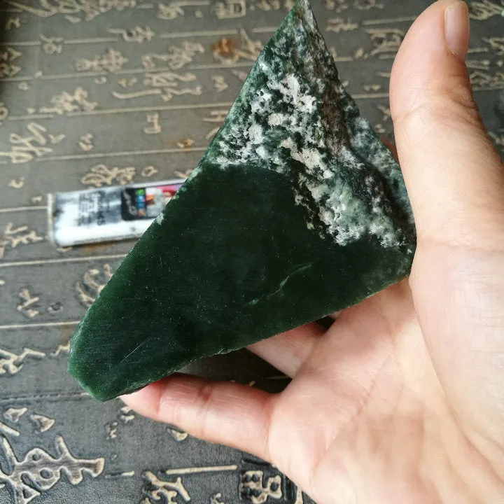 Natural Kunlun Jade Rough Nephrite Raw (457g, 9X7X5.5cm)