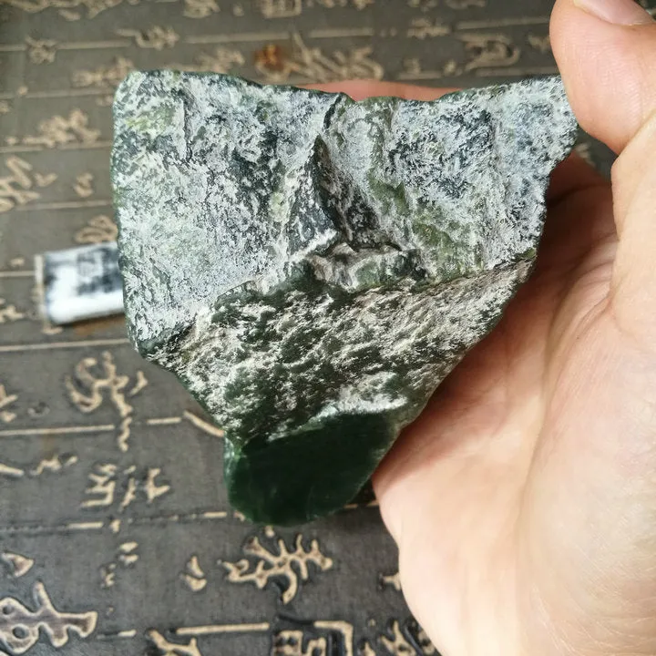 Natural Kunlun Jade Rough Nephrite Raw (457g, 9X7X5.5cm)