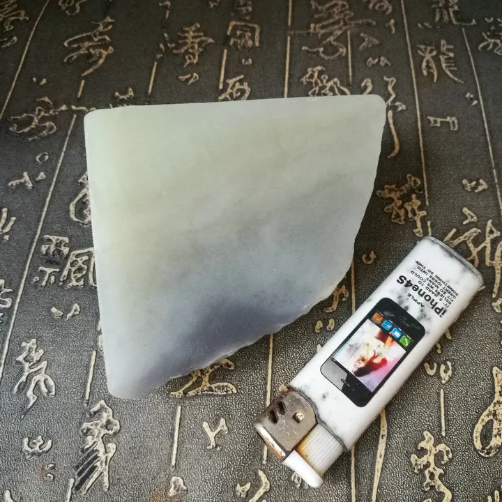 Natural Kunlun Jade Rough Nephrite Raw (480g, 8X7X4cm)