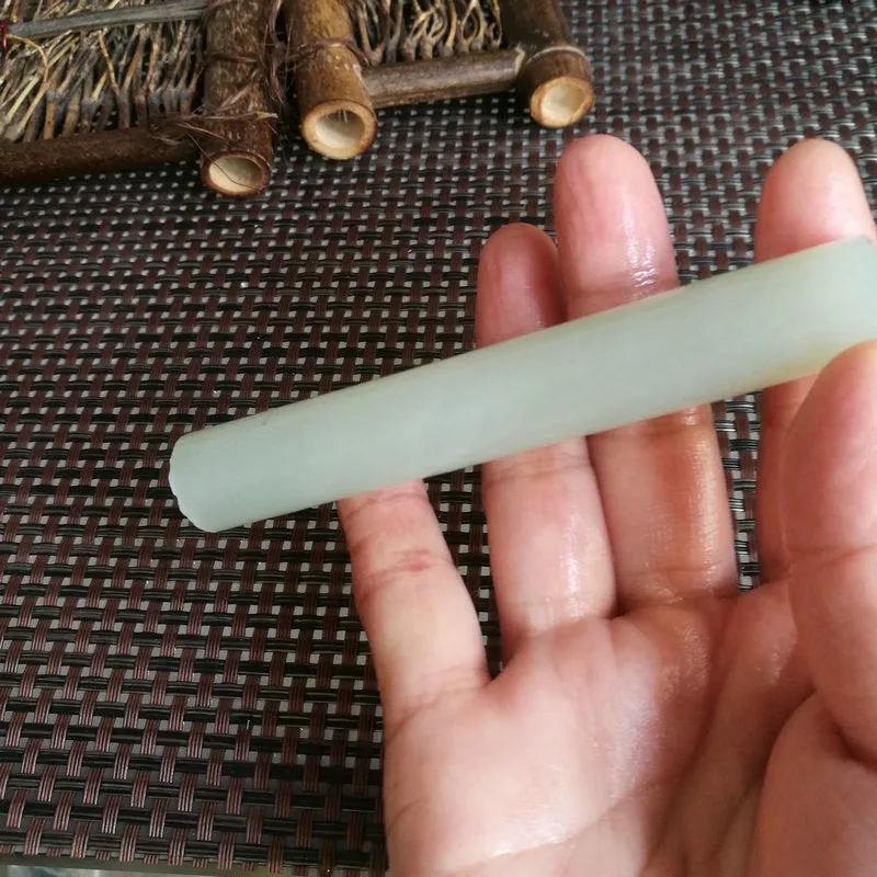 Natural Kunlun Jade Rough Nephrite Raw (56g, 10X1.5cm)