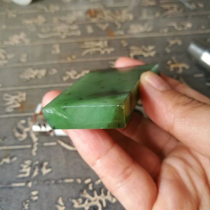 Natural Kunlun Jade Rough Nephrite Raw (58g, 6.5X2.8X0.9cm)