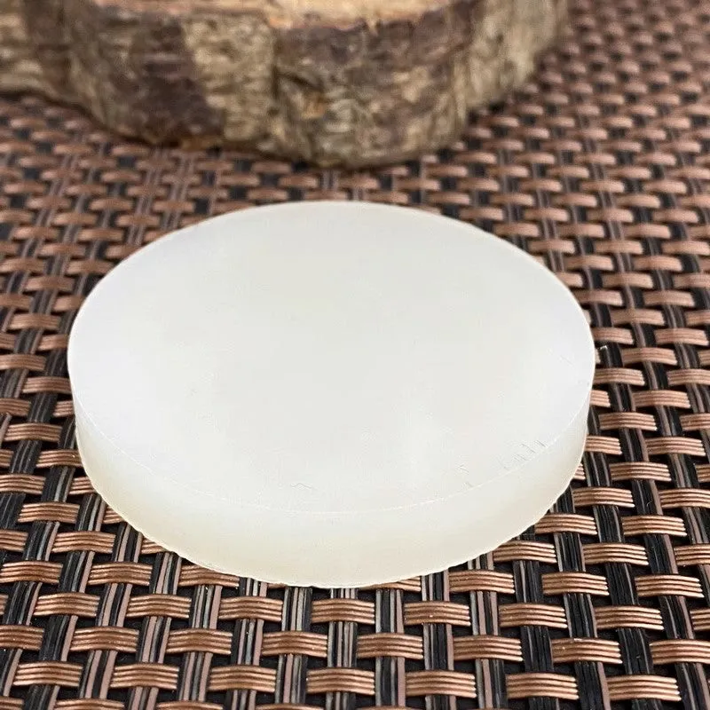 Natural Kunlun Jade Rough Nephrite Raw (64g,5.4X0.95cm)