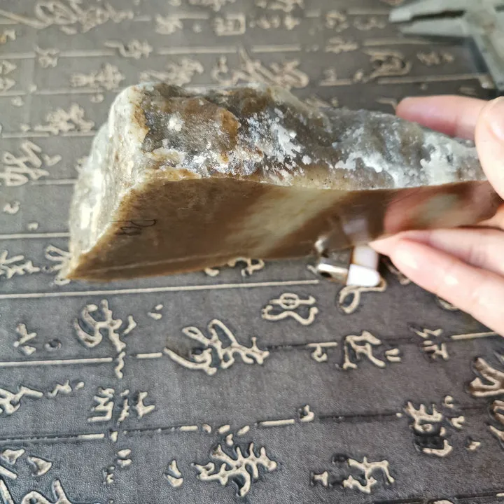 Natural Kunlun Jade Rough Nephrite Raw (660g, 13X8X3.5cm)