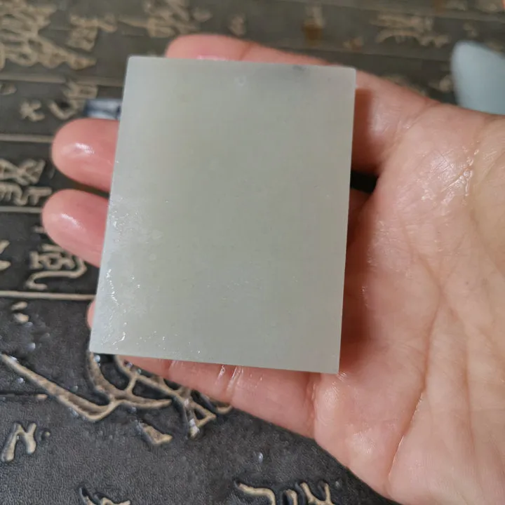 Natural Kunlun Jade Rough Nephrite Raw (73g, 6X4.5X0.9cm)