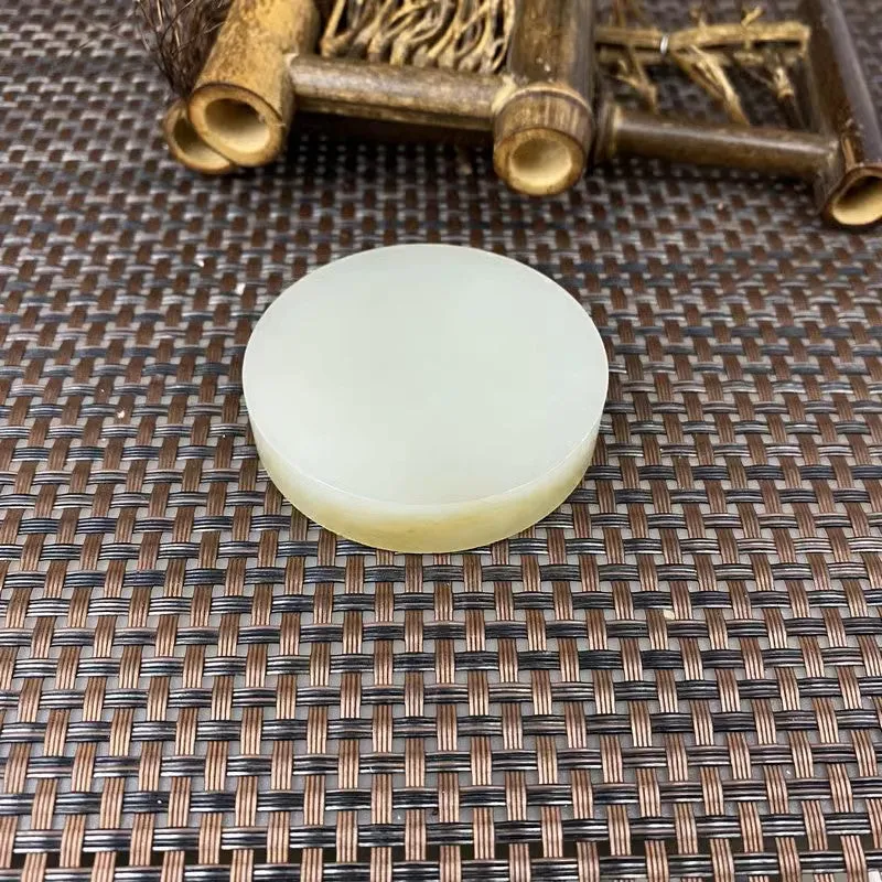 Natural Kunlun Jade Rough Nephrite Raw (74g,5.4X1.1cm)