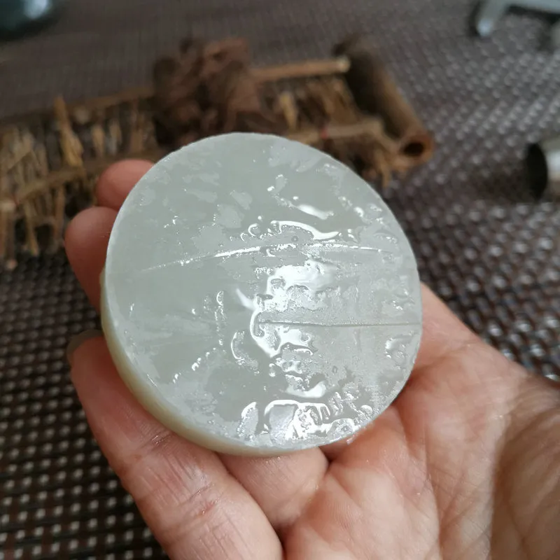 Natural Kunlun Jade Rough Nephrite Raw (89g, 5.2X1.3cm)