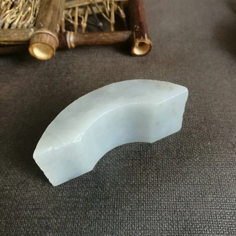 Natural Kunlun Jade Rough Nephrite Raw (89g,7X3X1.6cm)