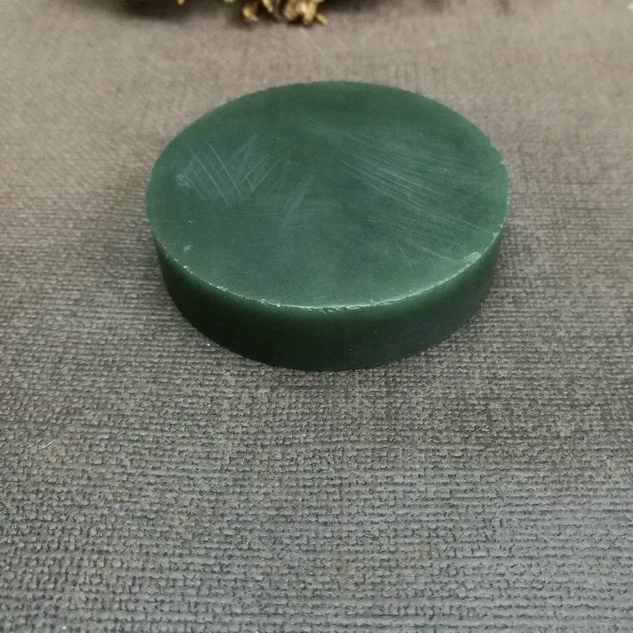 Natural Kunlun Jade Rough Nephrite Raw (97g,5.6X1.3cm)