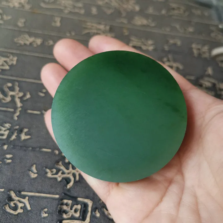 Natural Siberian Jade Rough Nephrite Raw (134g, 5.7X5.7X1.9cm)