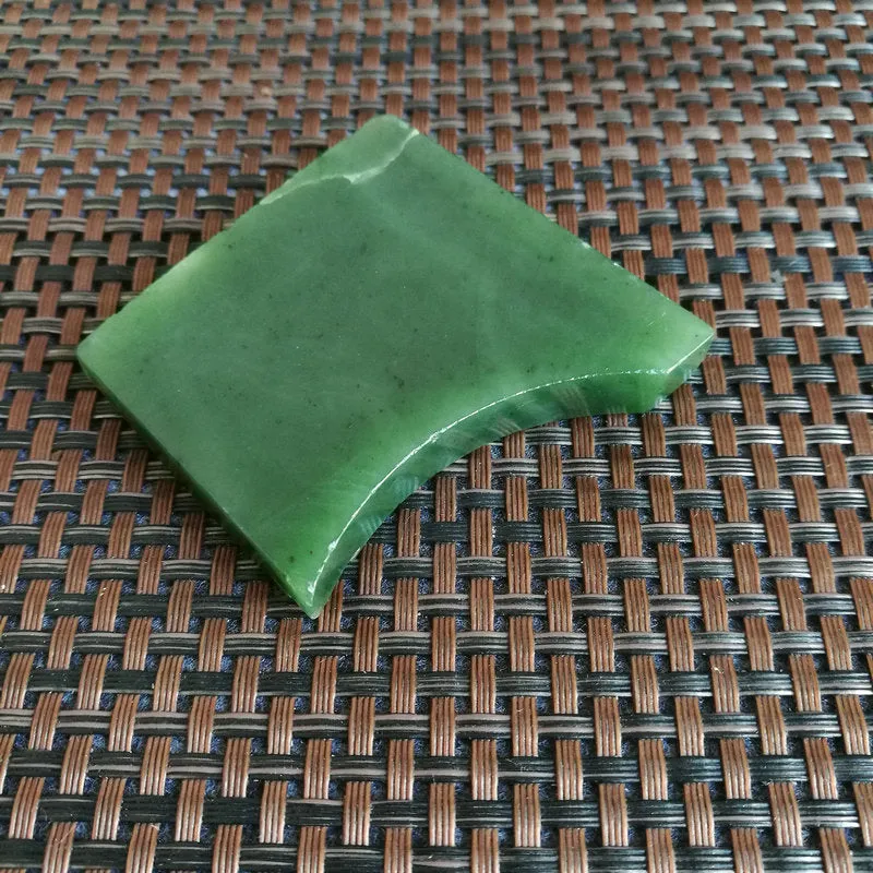 Natural Siberian Jade Rough Nephrite Raw (63g,5.3X4X1cm)