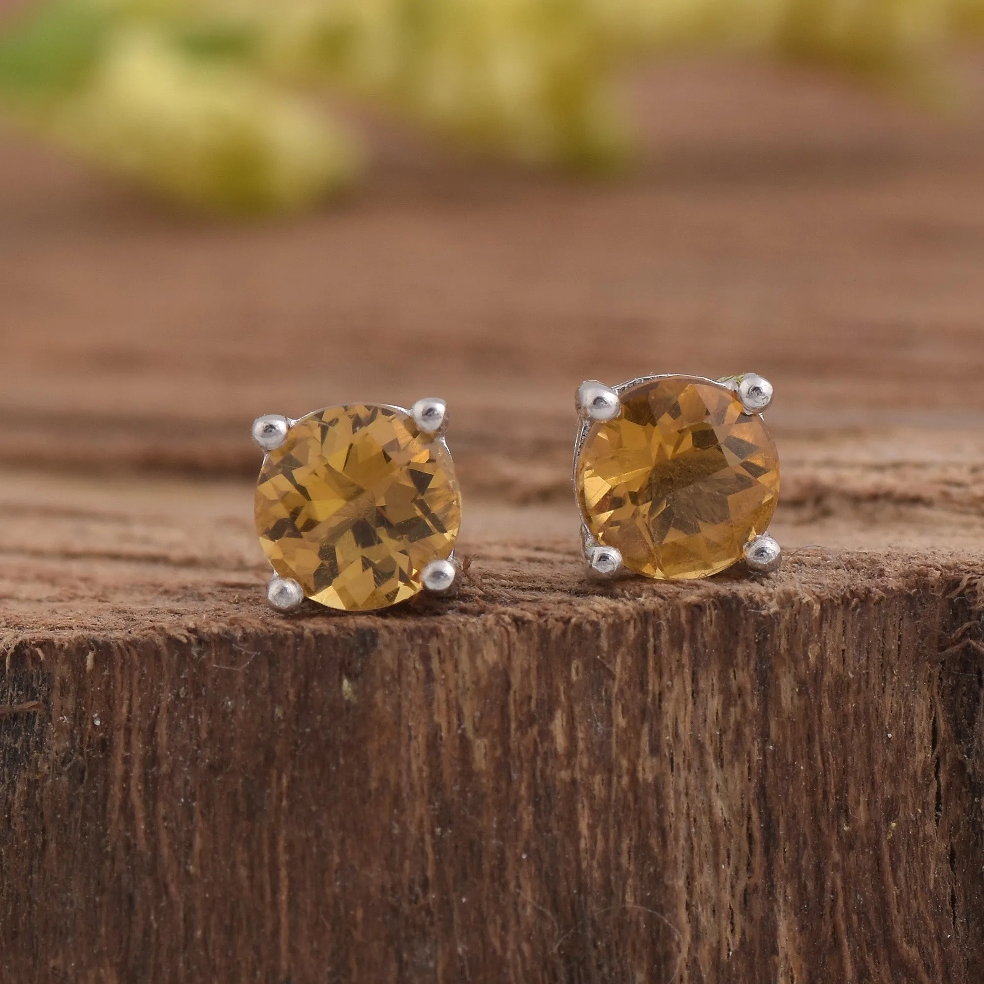 Round Yellow Citrine Studs Earrings