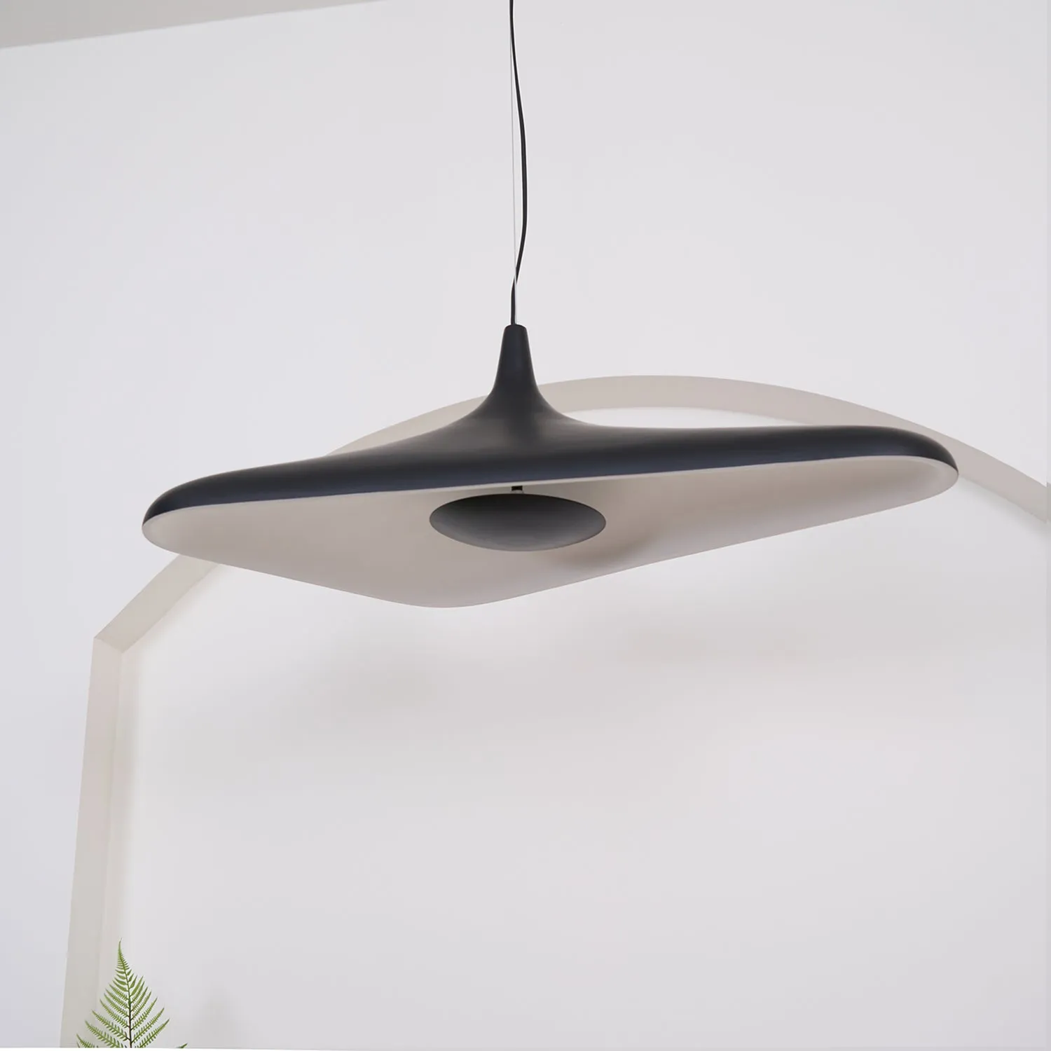 Soleil Noir Pendant Lamp