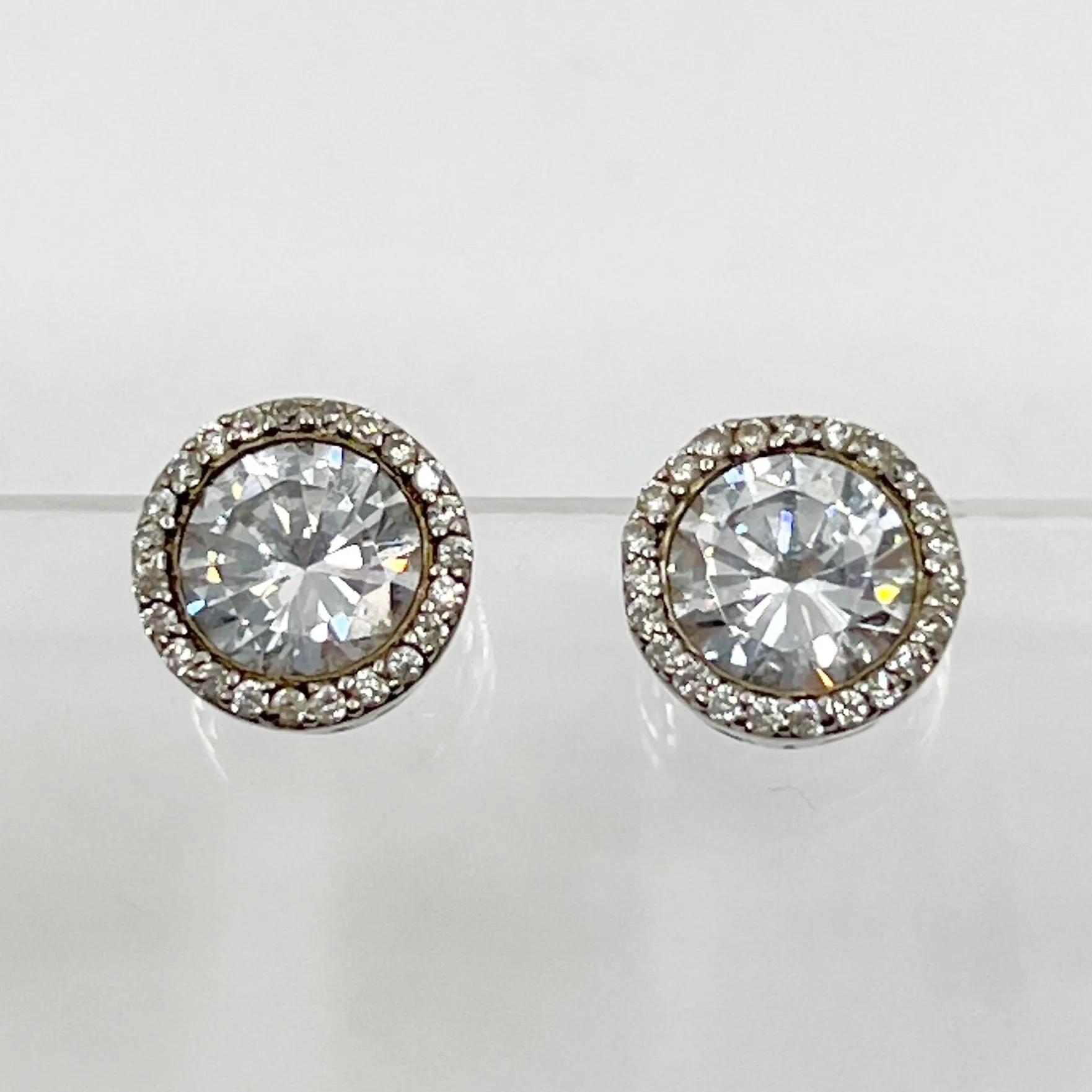 Sterling silver cubic zirconia stud earrings GM84